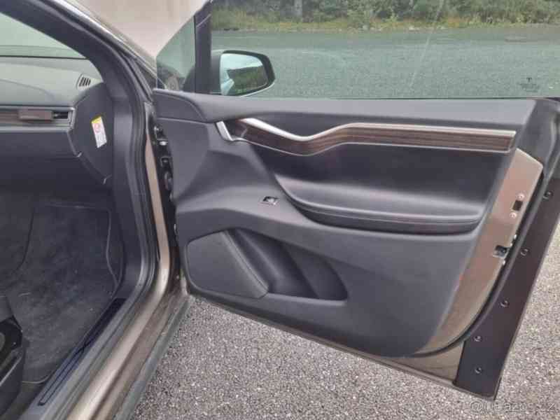 Tesla Model X 90D- Zdarma nabíjení - foto 16