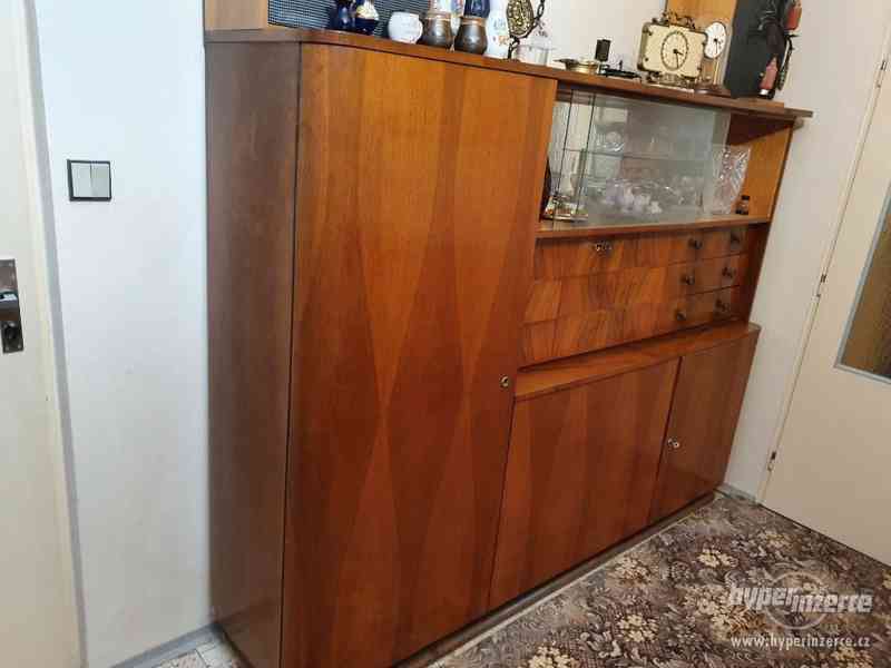 Starožitný sekretář s barem 50.léta - foto 5