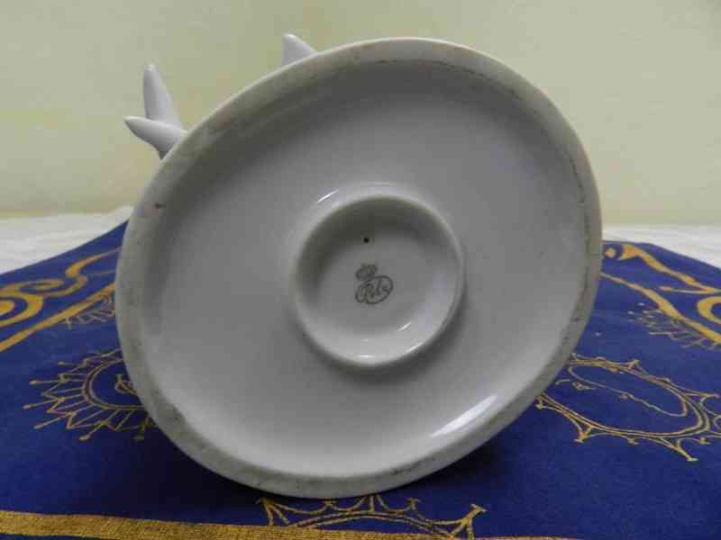 Bílá stylová porcelánová soška Ptáci - foto 7