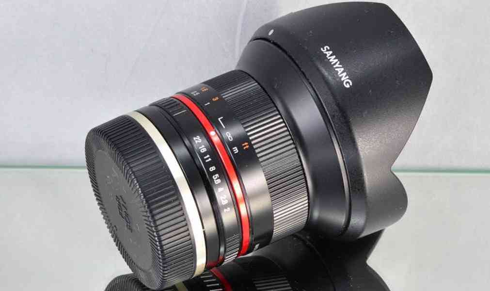 SAMYANG 12mm 1:2.0 NCS SC širokoúhlý manuál Emount - foto 7
