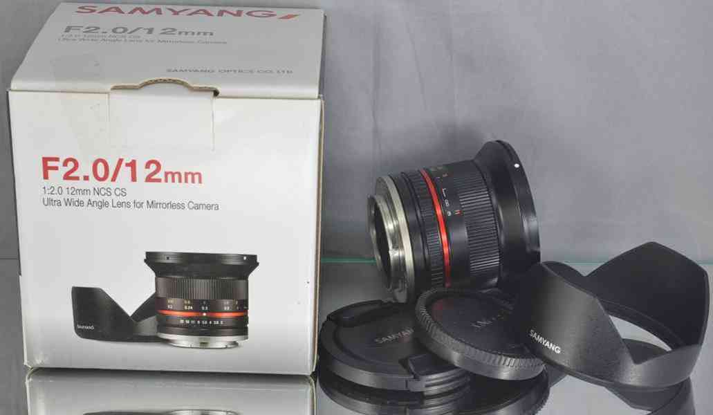 SAMYANG 12mm 1:2.0 NCS SC širokoúhlý manuál Emount - foto 3