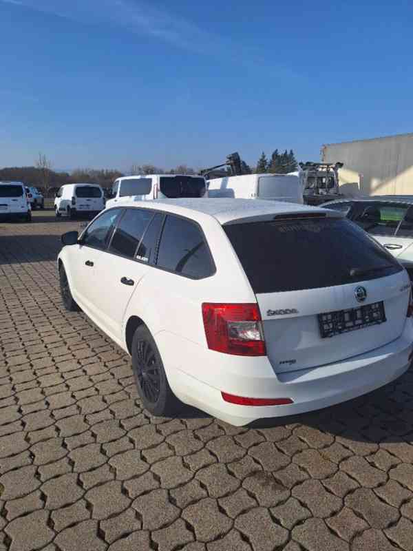 Škoda Octavia combi - foto 3