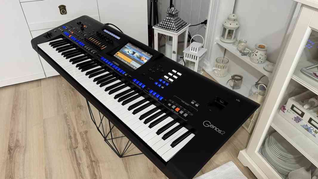 Yamaha Genos2 76-key, Yamaha Genos 76-Key , Yamaha Tyros5 - foto 4