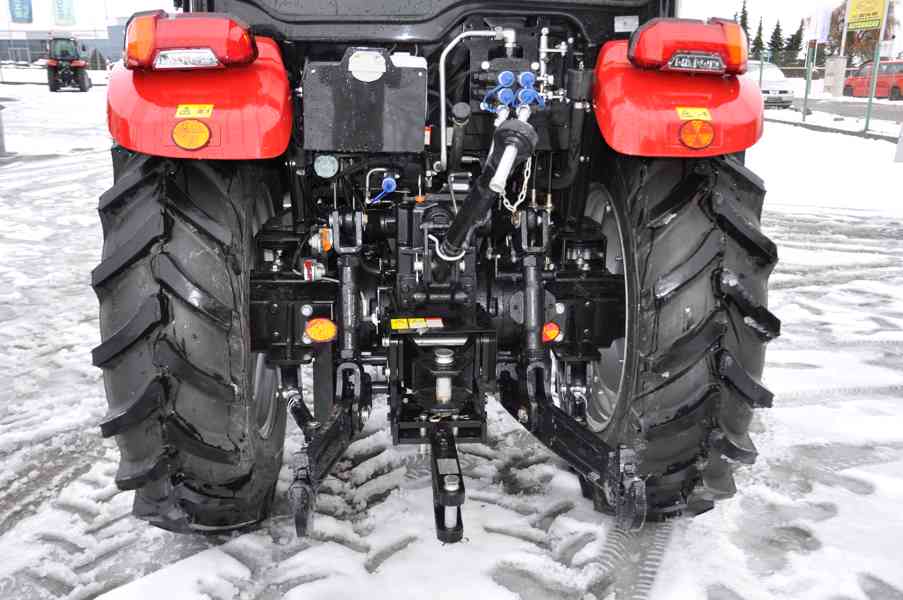 Traktor HANWO HWB 504 C 50k, Traktory pro komunální služby. - foto 6