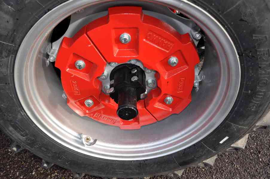 Traktor HANWO HWB 504 C 50k,pohodliva kabina, klima, revers - foto 7