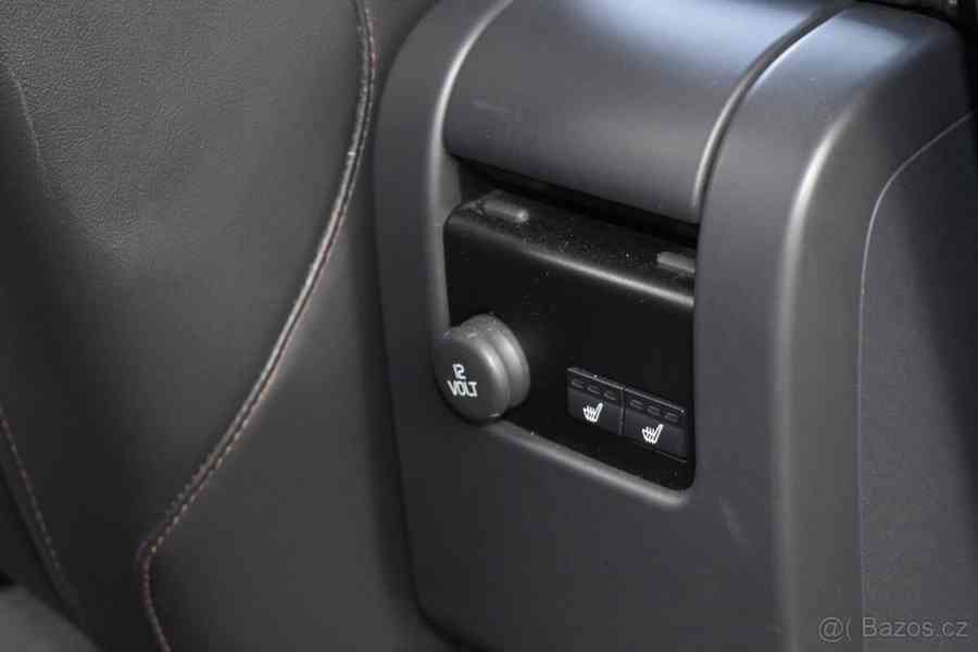 Volvo XC60 2,4   Summum 158 kw AT - foto 13