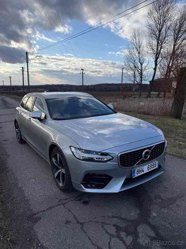 Volvo V90 D3 110kW R-Design | 2018 - foto 6