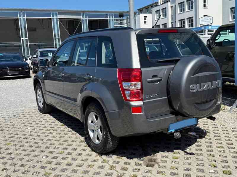 Suzuki Grand Vitara 2.0i Family Comfort benzín 103kw - foto 16