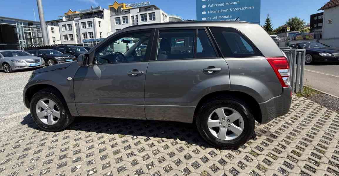 Suzuki Grand Vitara 2.0i Family Comfort benzín 103kw - foto 12