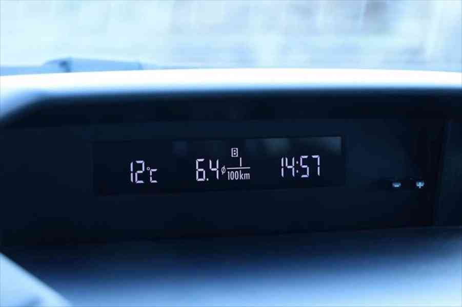 Subaru XV 1,6   4x4, 84 kW, 12/2019, 44500km - foto 6