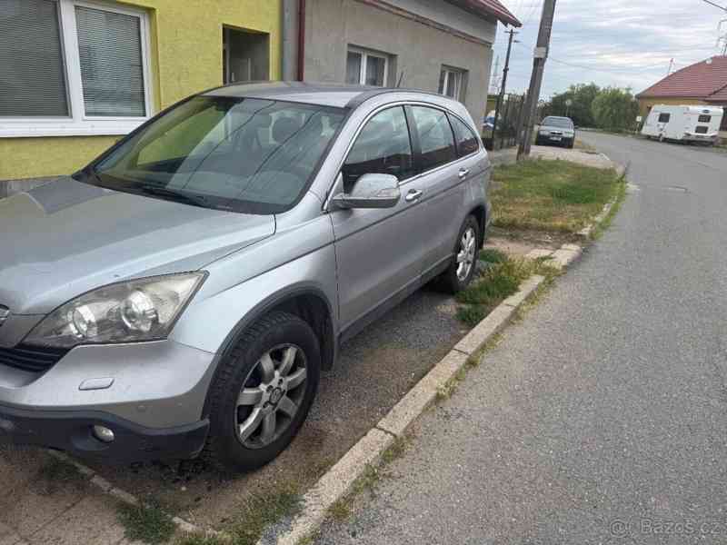 Honda CR-V 2,0   i-VTEC (2010) – Automat - foto 4