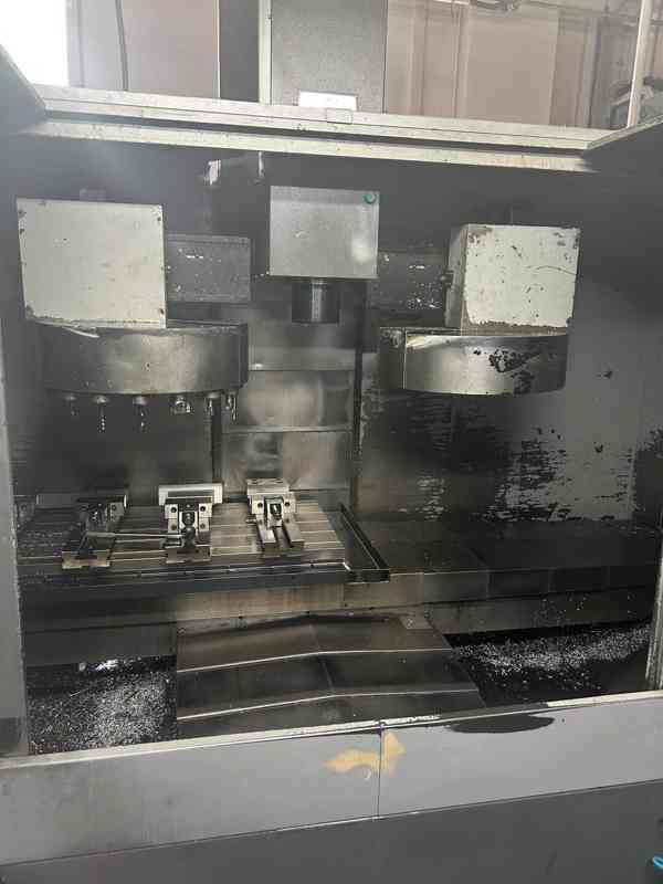 CNC vertikální obráběcí centrum AFM DEFUM BACA R-1000 - foto 2