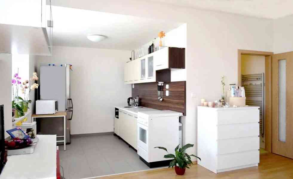 Pronájem bytu 1+1 35 m² - foto 5
