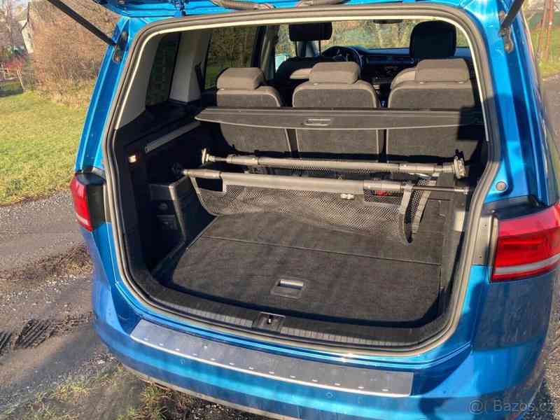 Volkswagen Touran 2,0   DSG 140 kW Highline - foto 5