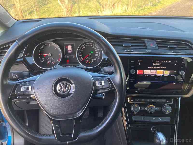 Volkswagen Touran 2,0   DSG 140 kW Highline - foto 2