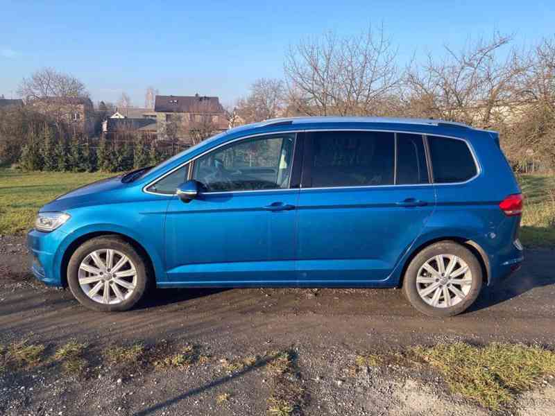 Volkswagen Touran 2,0   DSG 140 kW Highline - foto 3