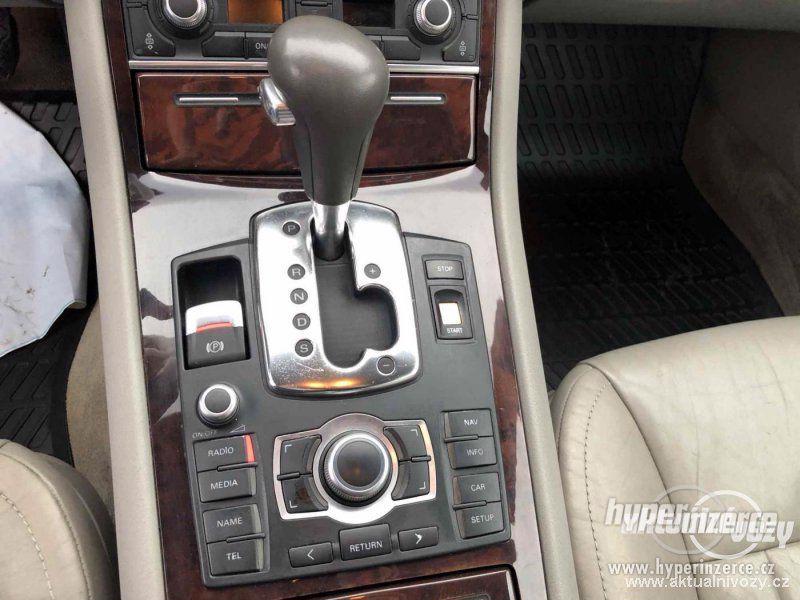 Audi A8 4.2, benzín, automat, RV 2003, navigace, kůže - foto 4