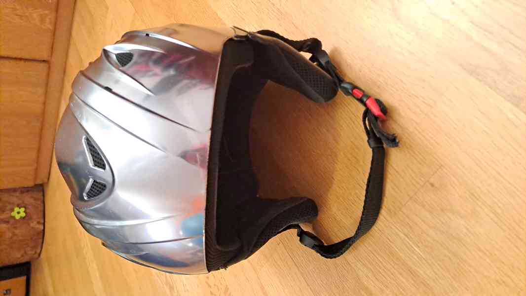 Lyžařská helma L 59-62cm,   dva kusy,i jednotlivě  - foto 4