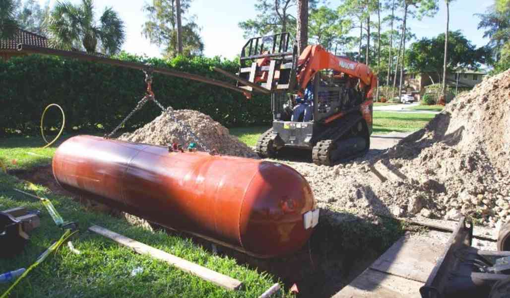 Kvalitní propan-butanové nádrže v perfektním stavu. - foto 2