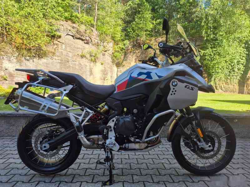 BMW F 900 GS Adventure - TOP ZÁNOVNÍ STAV 2600 KM 369.000,- - foto 16