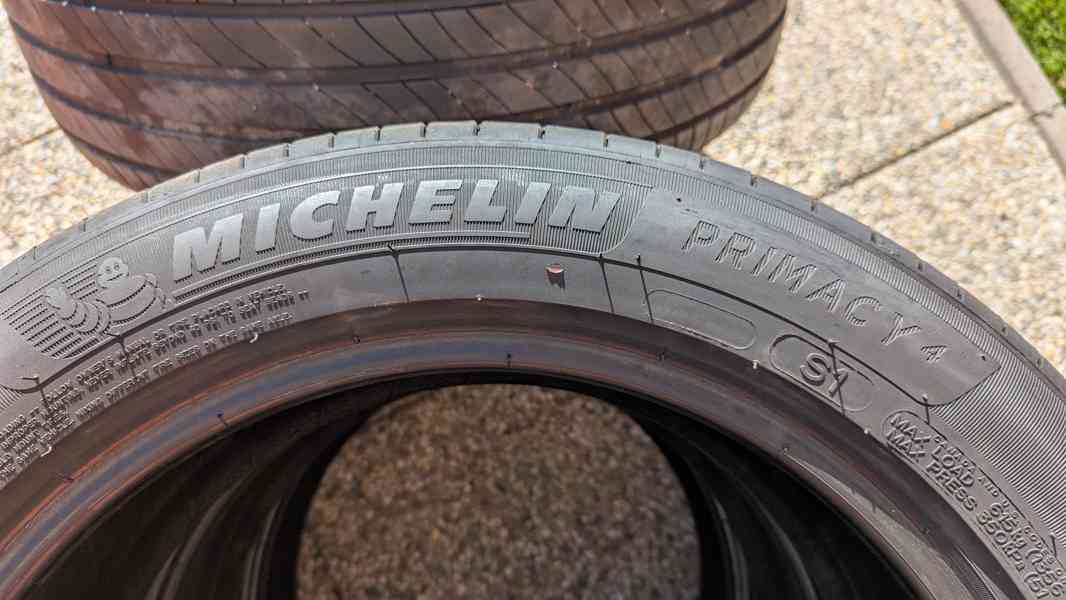 Prodám letní pneu Michelin 205/55 R17 - foto 2