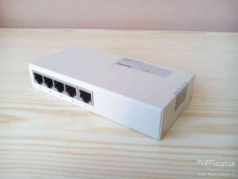 Switch Repotec RP-1705M 5-port - foto 4