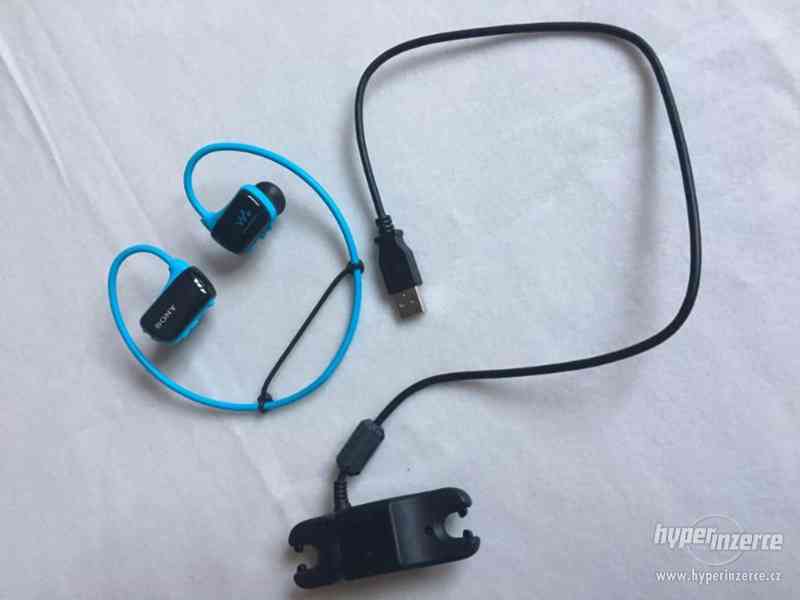 Sony MP3 přehrávač - modrý, voděvzdorný - foto 2