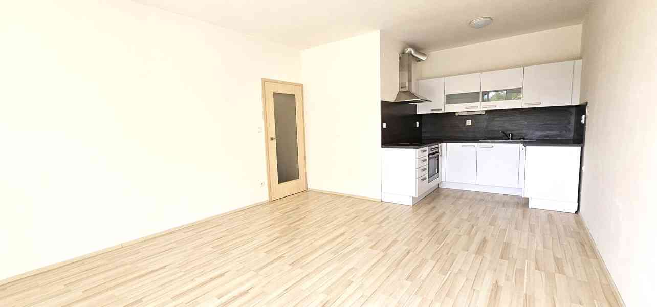 PRODEJ BYTU 2+KK S BALKÓNEM, GARÁŽOVÝM STÁNÍM, SKLEPEM, BRNO - foto 4