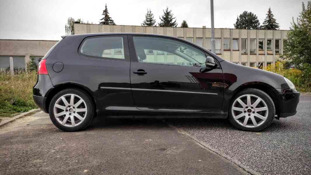 Volkswagen Golf 1.9 TDi	 - foto 4