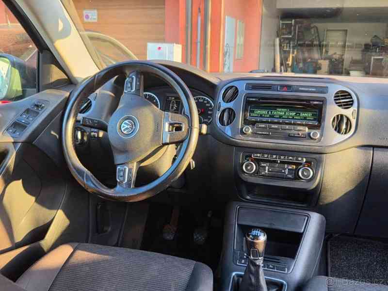 Volkswagen Tiguan 2,0 - foto 7