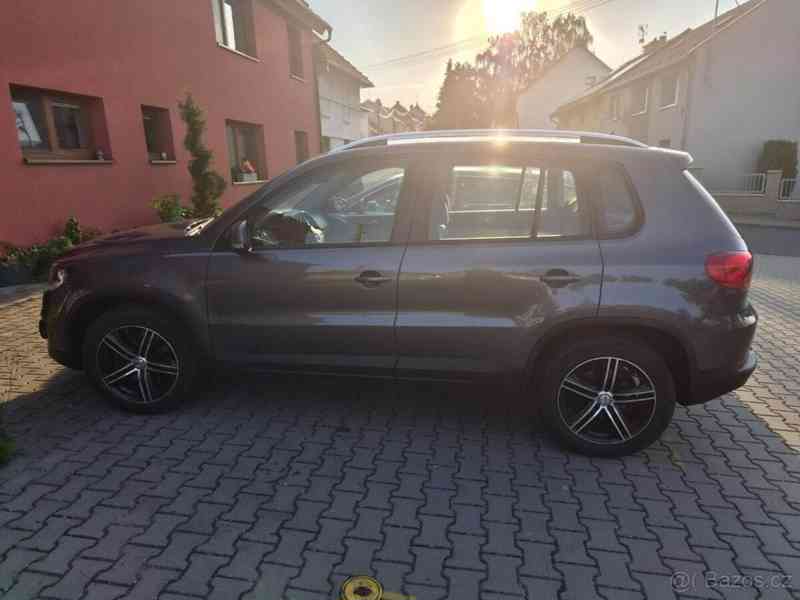 Volkswagen Tiguan 2,0 - foto 4
