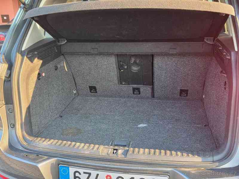 Volkswagen Tiguan 2,0 - foto 8
