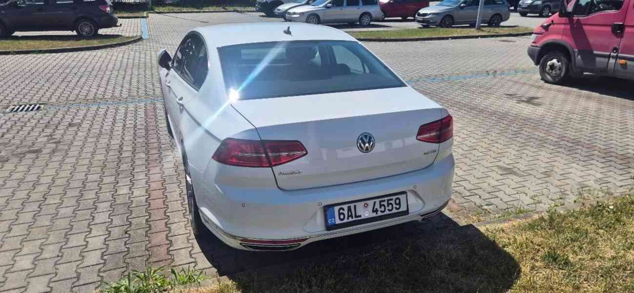 Volkswagen Passat 2,0   TDI 110kW DSG (bez AdBlue) - O - foto 4