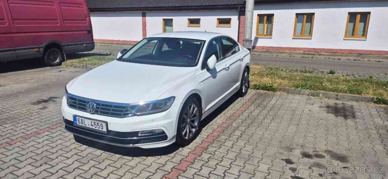 Volkswagen Passat 2,0   TDI 110kW DSG (bez AdBlue) - O - foto 1