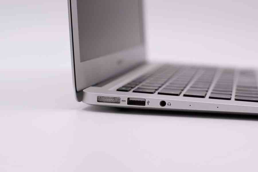 MacBook Air 13" 2012 Silver + Záruka! - foto 4