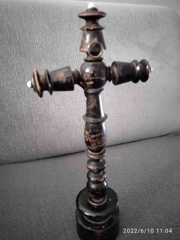 starý kříž - foto 3