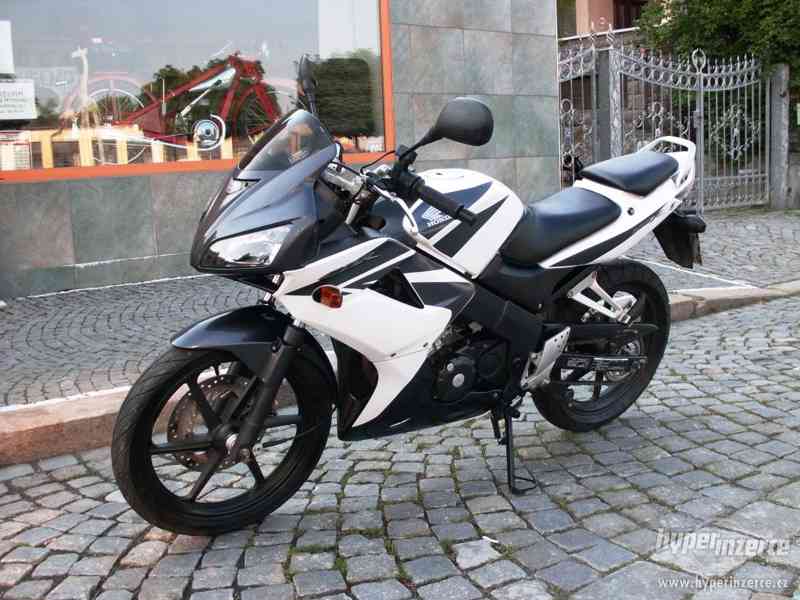 Honda CBR 125 R - foto 4