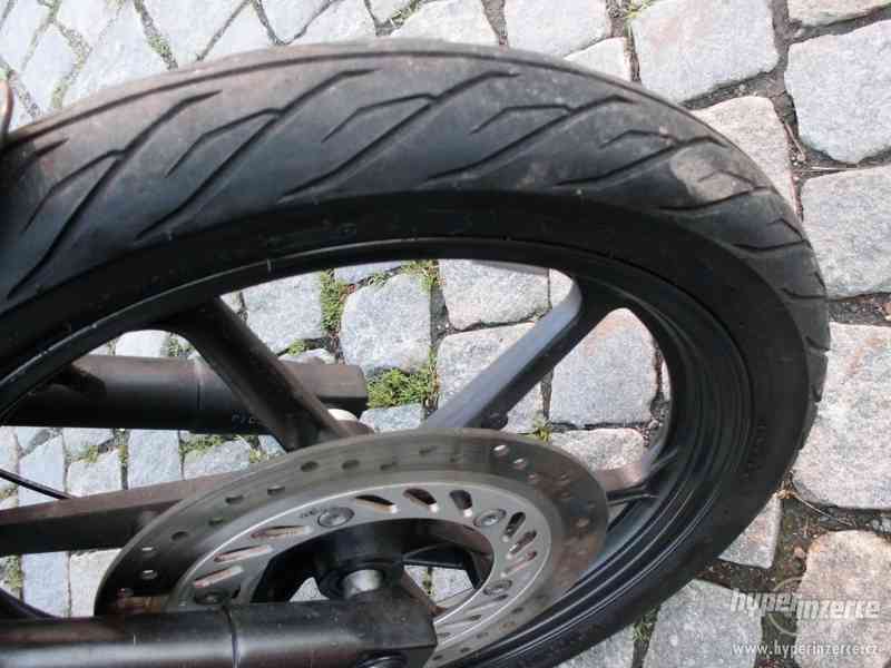 Honda CBR 125 R - foto 5