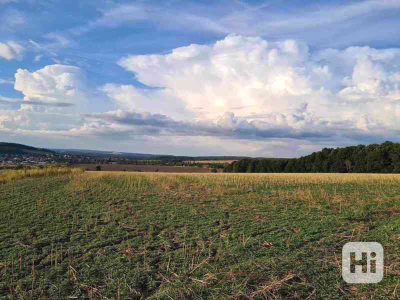 Komerční pozemky určené pro stavbu obchodních zařízení na hlavní třídě v Plzni - foto 8