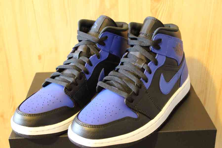 Air Jordan 1 Mid Hyper Royal - foto 4