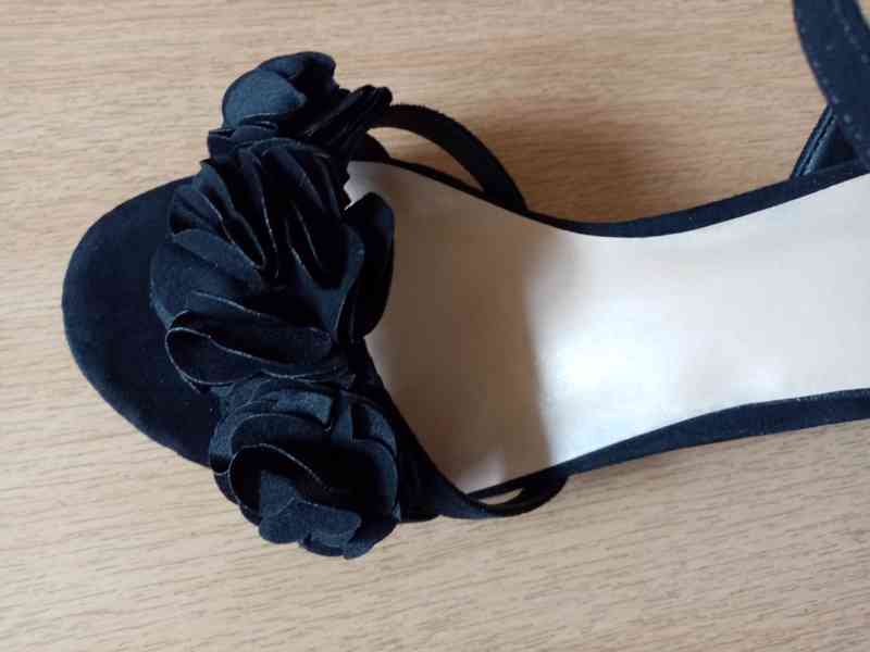 Dámské sandály Graceland vel. 38 - foto 5