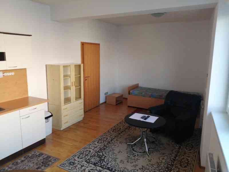 Pronájem 1+kk, ul. Palackého tř., Královo Pole, 39 m2, garáž - foto 5