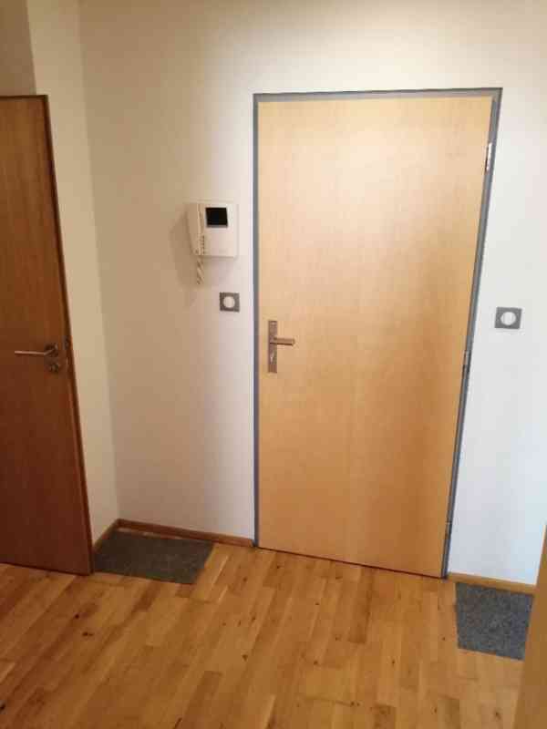 Pronájem 1+kk, ul. Palackého tř., Královo Pole, 39 m2, garáž - foto 9