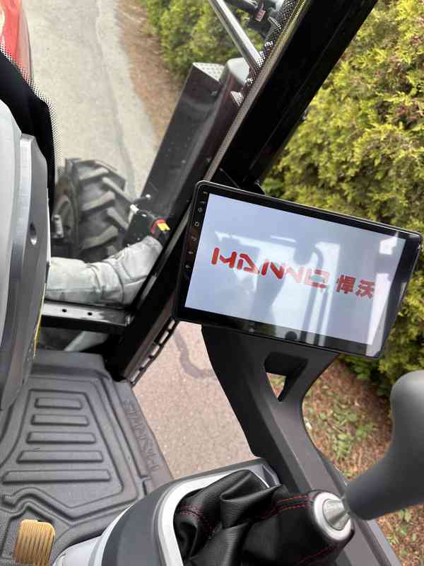 Traktor Crona HANWO CR-704E, euro 5 na SPZ, 4x4 - foto 8