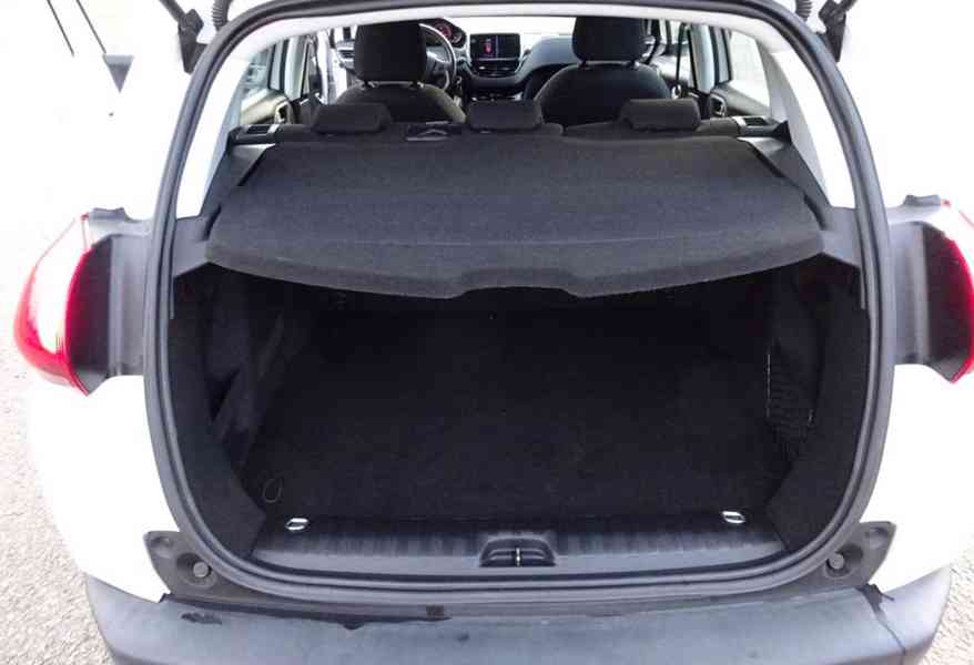 Peugeot 2008, 1.2 Pure 2.Maj.serv.kníž. 81kw - foto 10