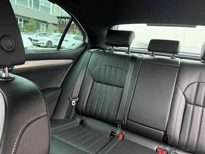 Škoda Superb 2,0   L&K, TDI 110 Kw - foto 9