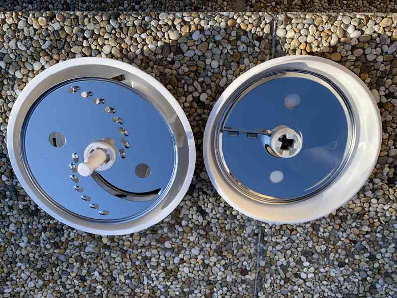 Kuchyňský robot Moulinex Odacio 3 Duo Press FP7111 - foto 11