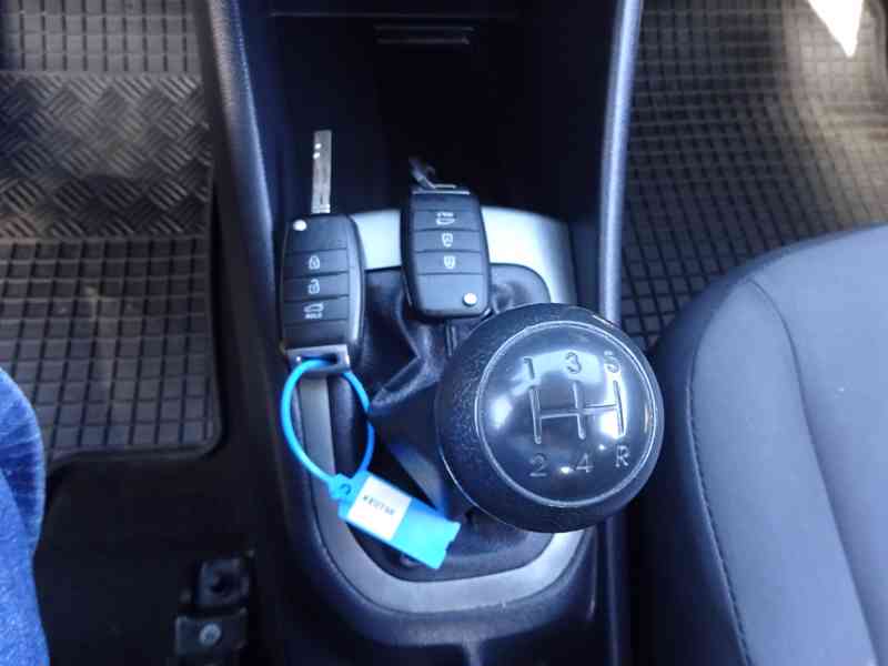 Kia Rio 1.2i r.v.2014 (62 kw) Koupeno v ČR  - foto 12