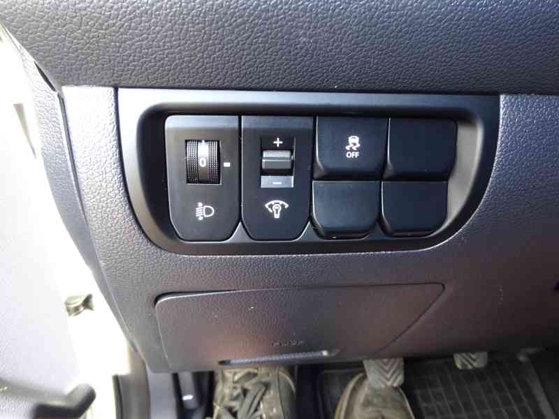Kia Rio 1.2i r.v.2014 (62 kw) Koupeno v ČR  - foto 10