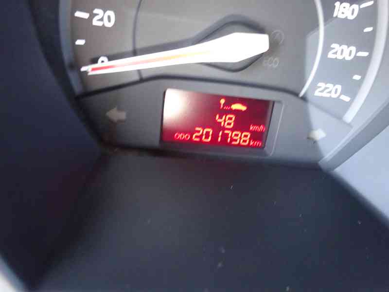 Kia Rio 1.2i r.v.2014 (62 kw) Koupeno v ČR  - foto 5
